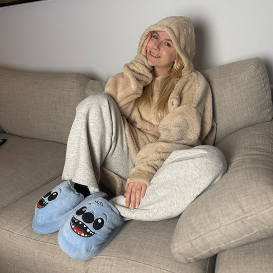 OFERTA: 2x1 Buzos Manta Polar + Pantuflas Stitch